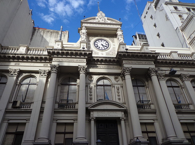 El Gobierno argentino desconcierta al inversor