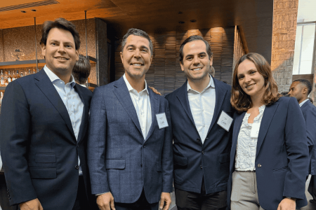 Equipo KKR
Jaime Estevez, Jordie Olivella, Jose Nieto y Lucia Paris 